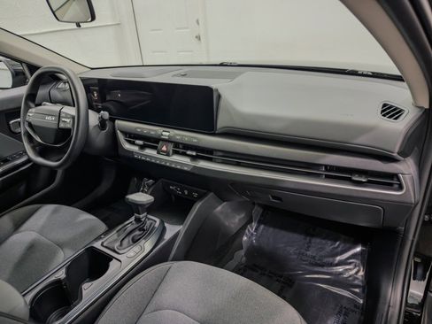 Used 2025 Kia K4 LX image 21