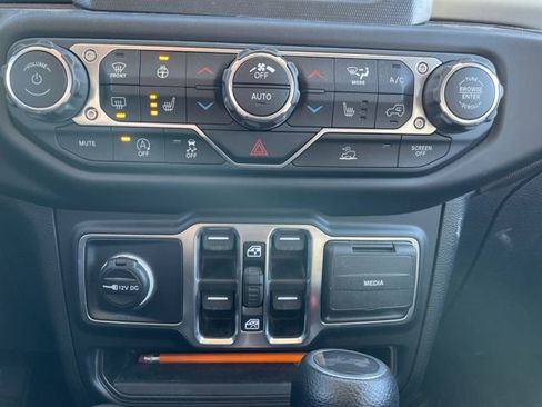 Used 2021 Jeep Wrangler Unlimited Sport image 9