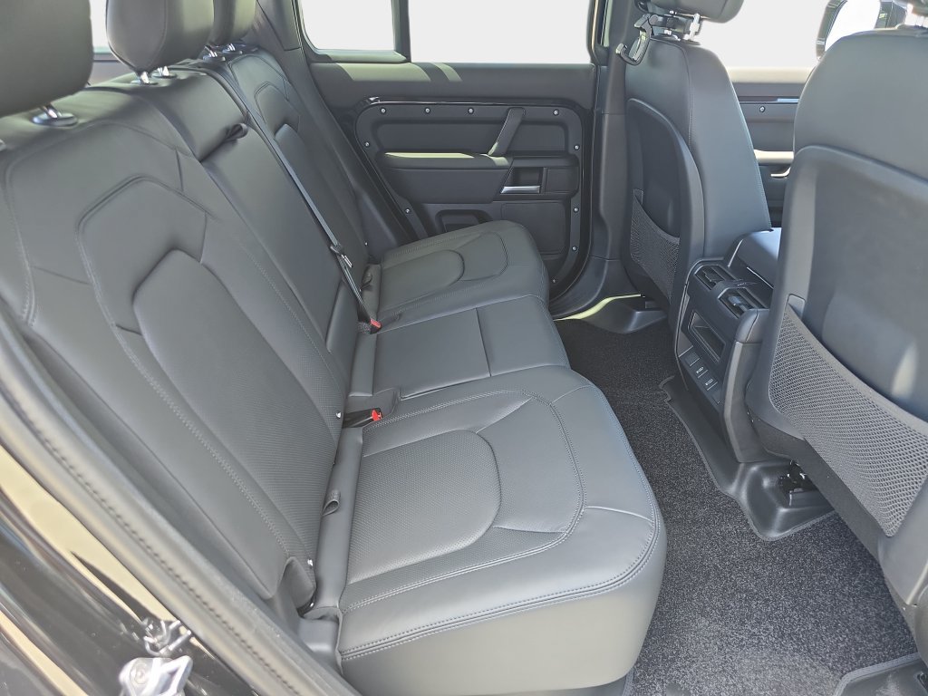New 2026 Land Rover Defender 110 S AWD/4WD image 11
