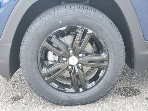 Used 2023 GMC Terrain SLE w/ Driver Convenience Package AWD/4WD image 5