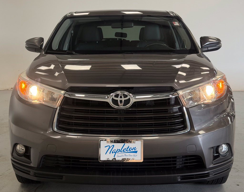 Used 2015 Toyota Highlander LE AWD/4WD image 7