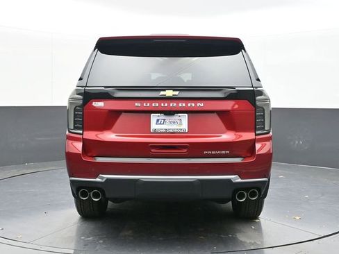 New 2025 Chevrolet Suburban Premier AWD/4WD image 8