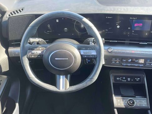 Used 2024 Hyundai Kona Limited AWD/4WD image 14
