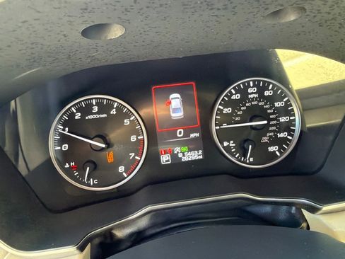 Used 2024 Subaru Legacy Limited AWD/4WD image 15
