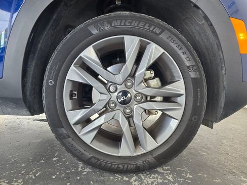 Used 2023 Kia Seltos S FWD image 33