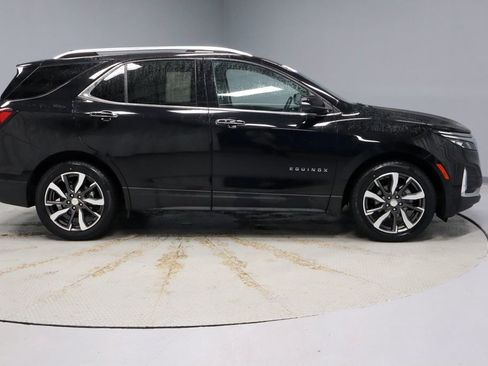 Used 2022 Chevrolet Equinox Premier FWD image 12