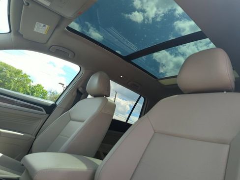 Used 2021 Volkswagen Atlas SEL FWD image 27