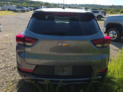 Used 2023 Chevrolet TrailBlazer ACTIV w/ Sun and Liftgate Package FWD image 5