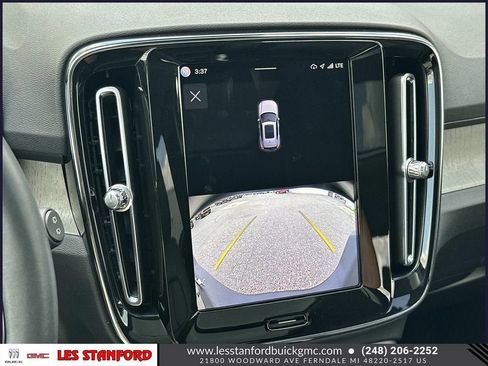Used 2023 Volvo XC40 B5 Ultimate w/ Climate Package AWD/4WD image 31