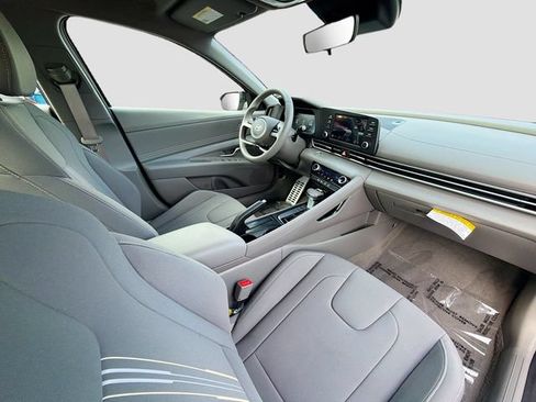Certified 2026 Hyundai Elantra Sport FWD image 26