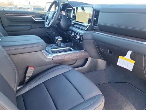 New 2026 GMC Sierra 1500 SLT w/ SLT Premium Plus Package image 21