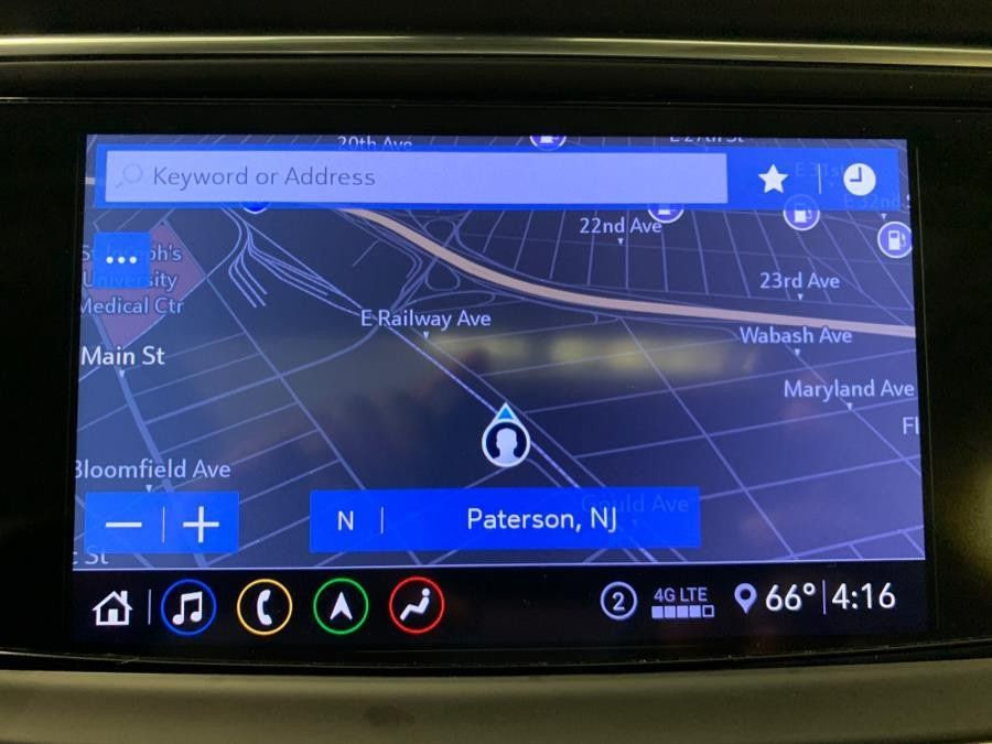 Used 2020 Buick Enclave Premium w/ Sun and Sites Package AWD/4WD image 38