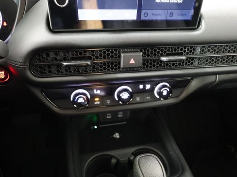 New 2027 Honda HR-V LX image 15