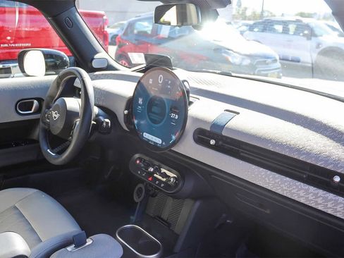 Used 2025 MINI Cooper S image 19