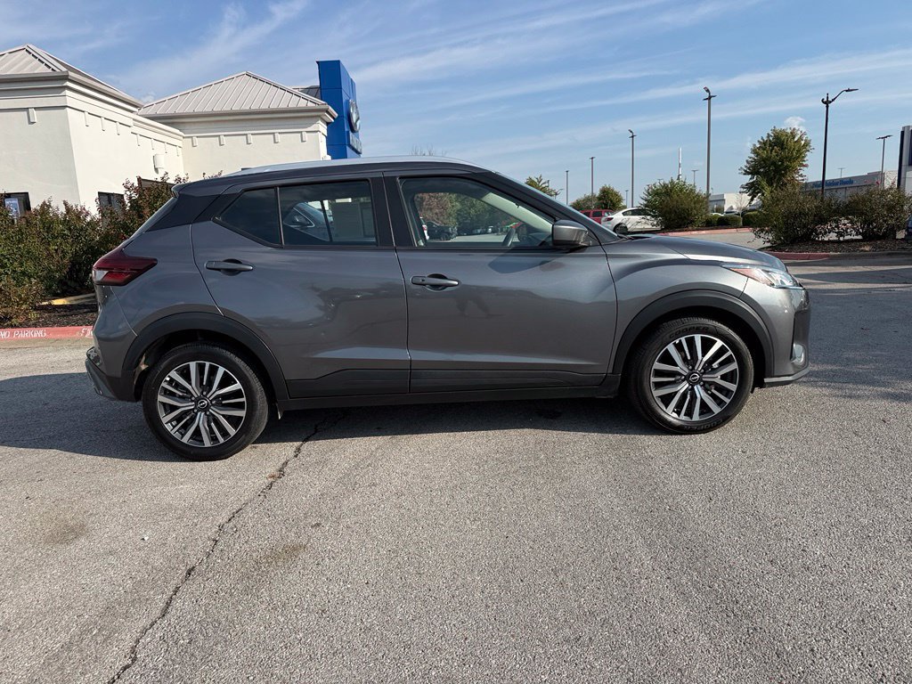 Used 2023 Nissan Kicks SV FWD image 8