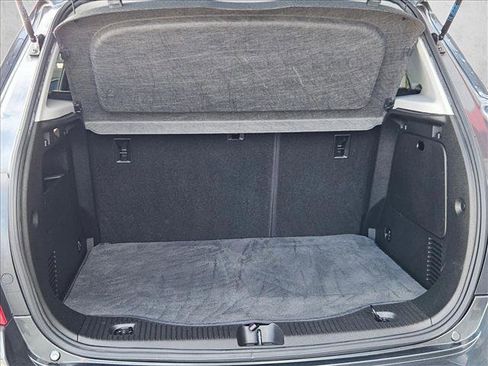 Used 2020 Chevrolet Trax LT w/ Driver Confidence Package image 6