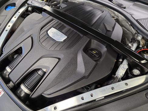 Used 2018 Porsche Panamera 4S image 52