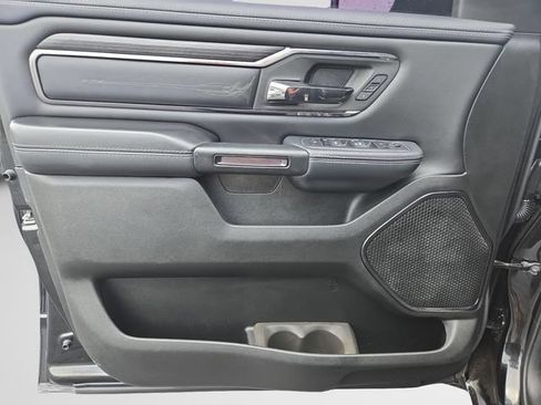 Used 2024 RAM 1500 Limited AWD/4WD image 16