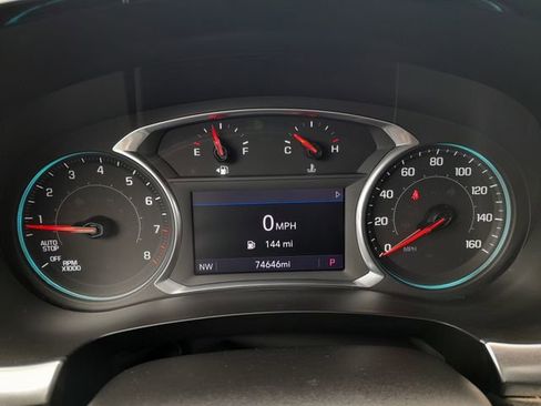 Used 2020 Chevrolet Traverse LT w/ LPO, Floor Liner Package AWD/4WD image 12