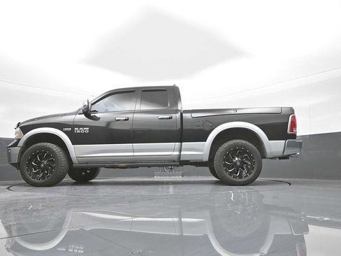 Used 2017 RAM 1500 Laramie w/ Convenience Group AWD/4WD image 37