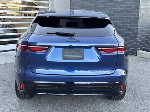 Used 2022 Jaguar F-PACE S image 5