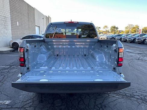 New 2026 Nissan Frontier SV w/ Tow Package image 16