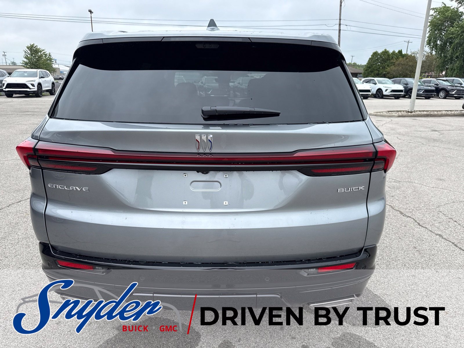 New 2027 Buick Enclave Sport Touring w/ Power Package FWD image 10