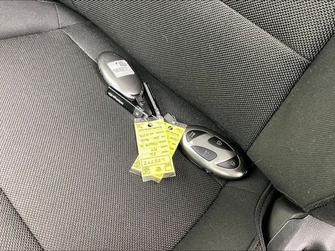 Certified 2026 Hyundai Santa Fe SE AWD/4WD image 13
