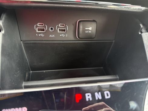Used 2025 Jeep Grand Cherokee Limited AWD/4WD image 31
