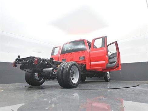 New 2025 Ford F550 XL image 38