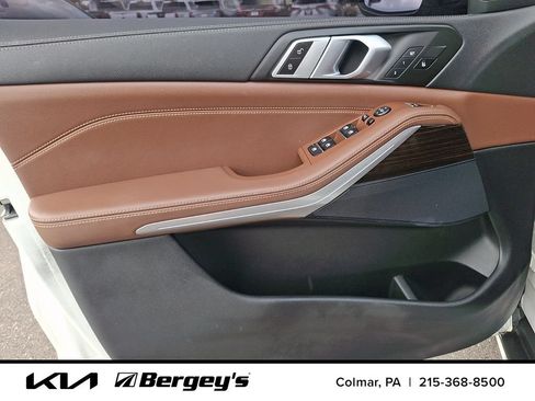 Used 2021 BMW X5 xDrive40i w/ Convenience Package AWD/4WD image 15