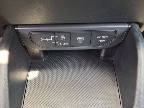 Used 2025 Kia K4 FWD image 32