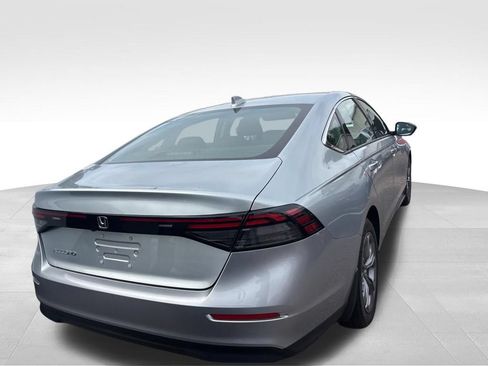 Used 2024 Honda Accord EX image 10