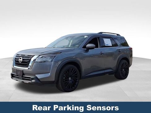 Used 2022 Nissan Pathfinder SV AWD/4WD image 4