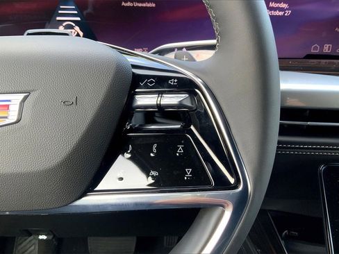 New 2026 Cadillac Escalade Luxury w/ Touring Package image 23