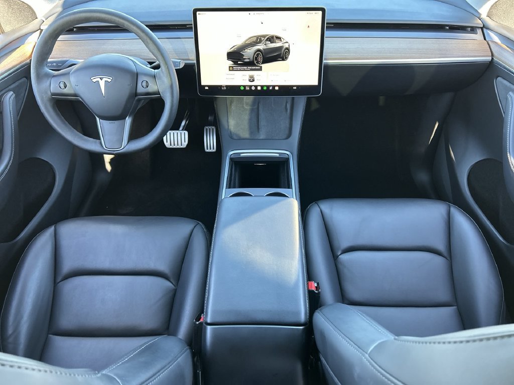 Used 2024 Tesla Model Y Performance AWD/4WD image 19