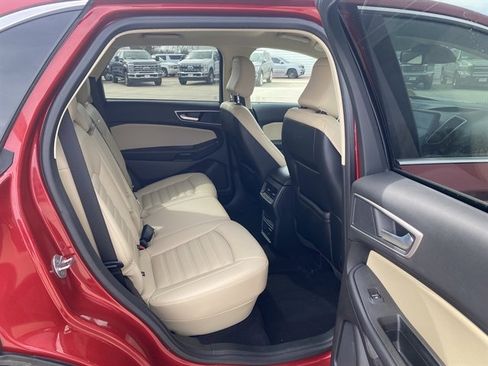 Used 2023 Ford Edge SEL w/ Convenience Package image 7