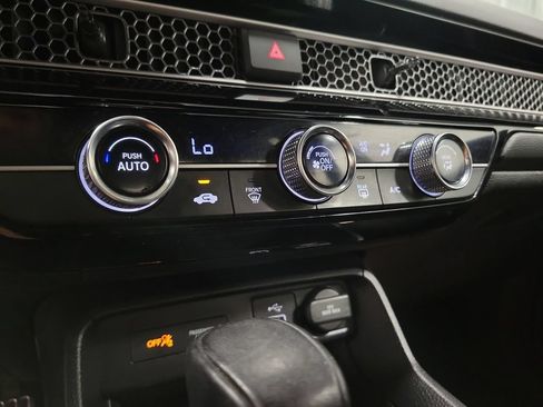 Used 2024 Honda Civic Sport image 18