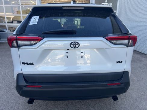 Used 2024 Toyota RAV4 XLE Premium image 5