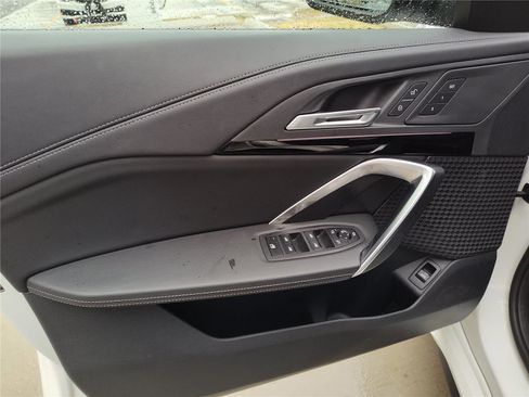 Used 2025 BMW X1 xDrive28i image 15