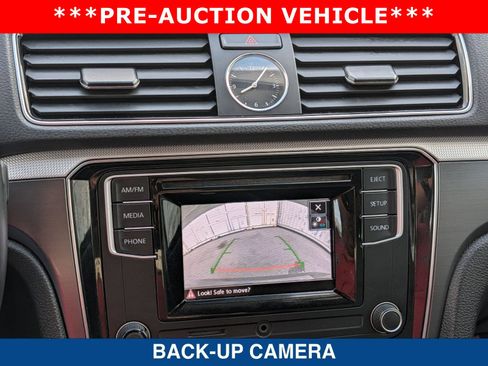 Used 2016 Volkswagen Passat 1.8T R-Line image 28