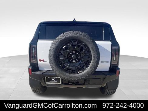 New 2026 GMC Hummer EV SUV w/ LPO, Sport Package AWD/4WD image 4