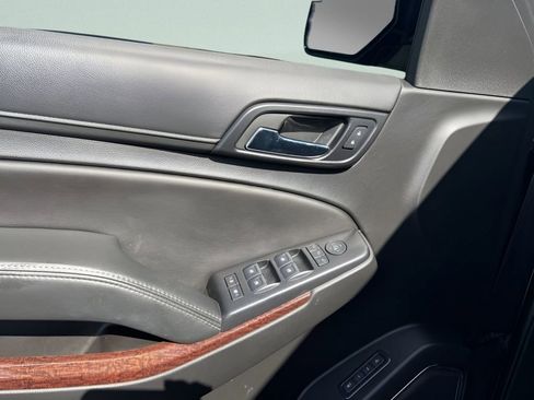 Used 2018 GMC Yukon SLT image 21