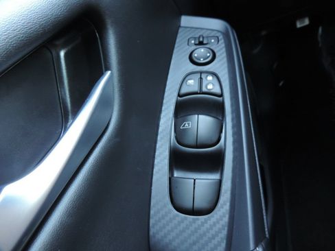 Certified 2025 Nissan Sentra SV w/ All-Weather Package FWD image 23