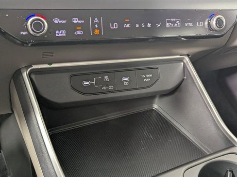 New 2026 Kia Carnival image 19