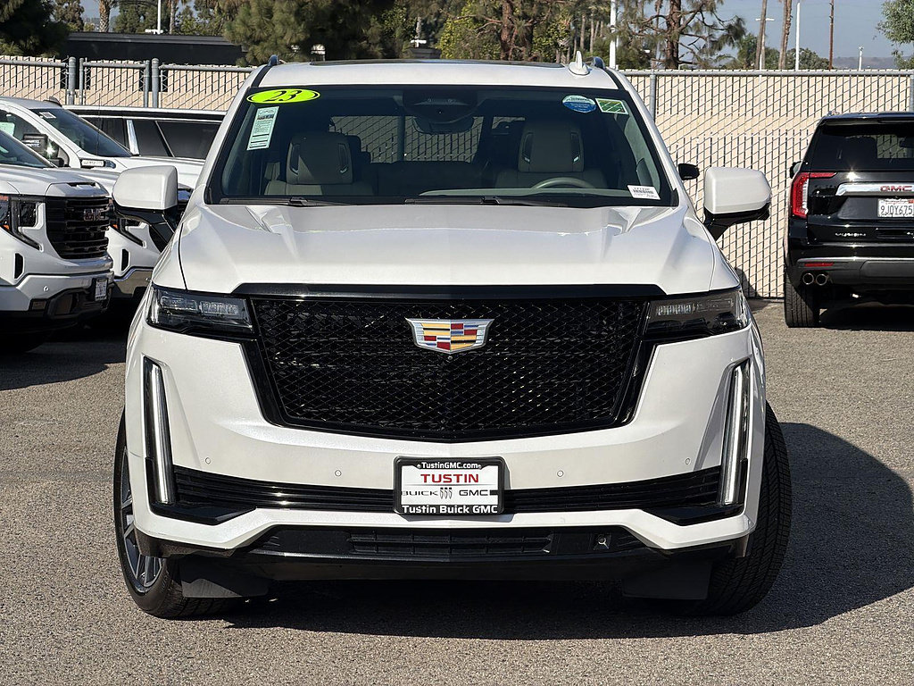 Used 2023 Cadillac Escalade Sport Platinum AWD/4WD image 2