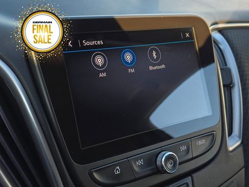 Used 2022 Chevrolet Malibu LS image 25