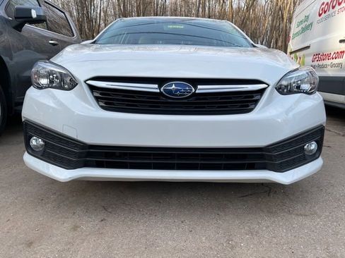 Used 2023 Subaru Impreza Premium image 3