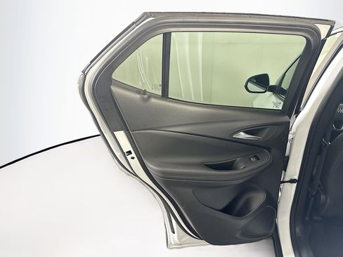 Used 2025 Buick Encore GX Preferred image 26