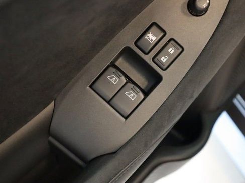 Used 2024 Nissan Z Performance w/ Floor Mat Package image 13